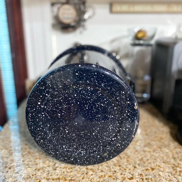 Granite Ware Enamel on Steel Multiuse Pot - Picture 4 of 6